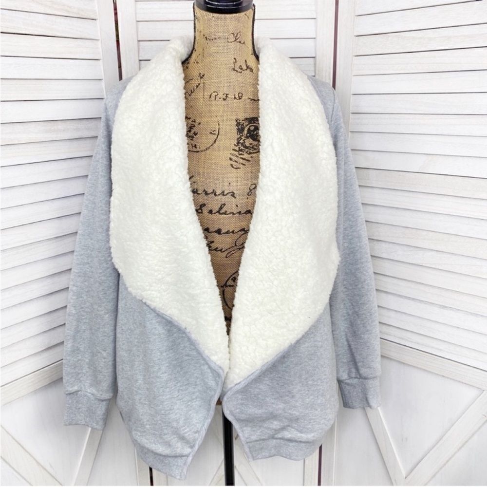BlankNYC Jacket Women Small Gray Cream Faux Sherpa Lined Jersey Knit Open Front